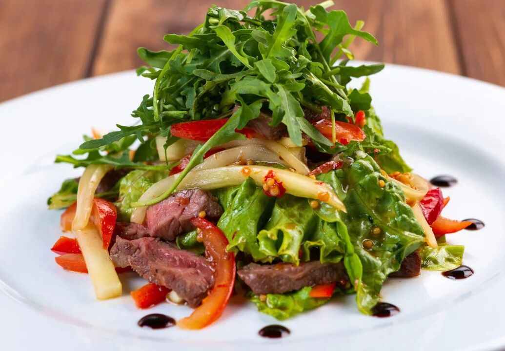 Txahal eta barazki entsalada